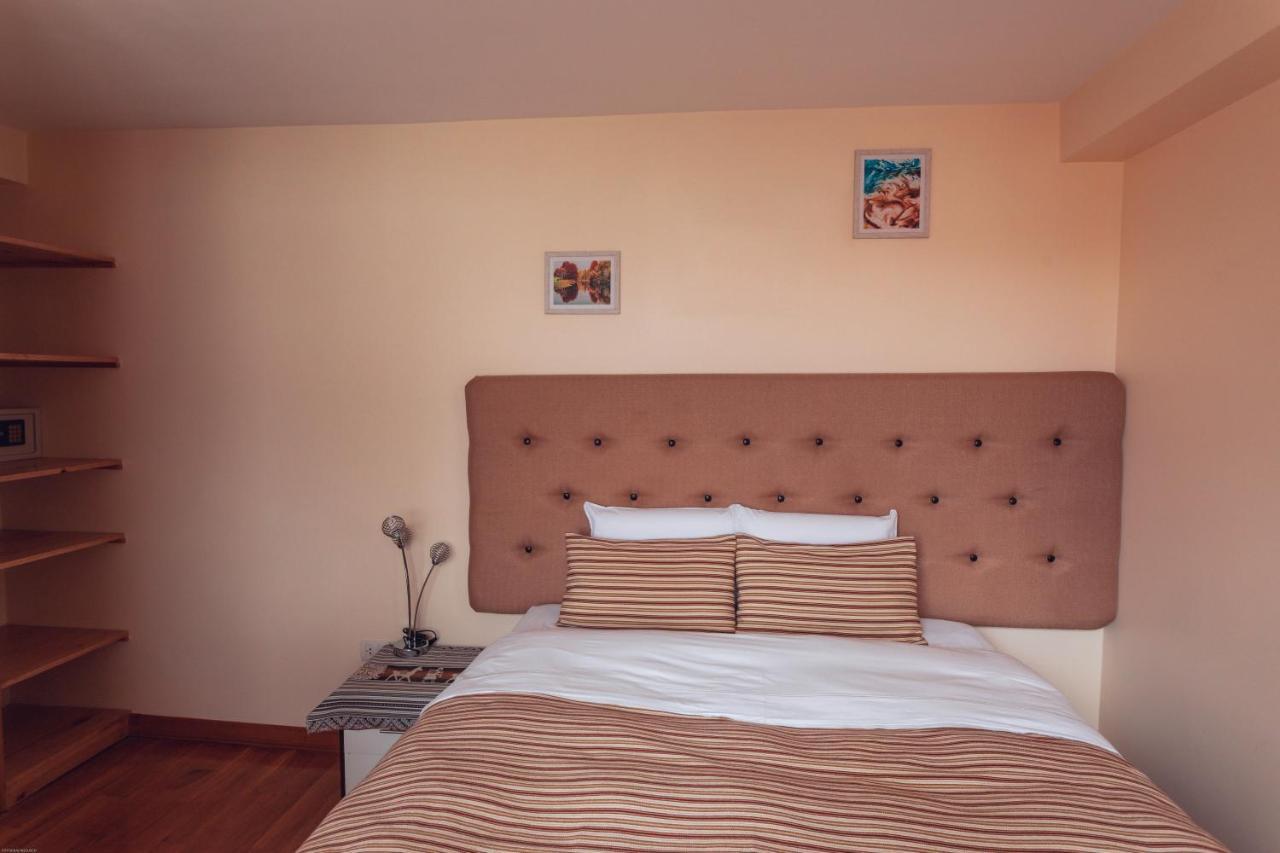 Hotel Quenas 3*