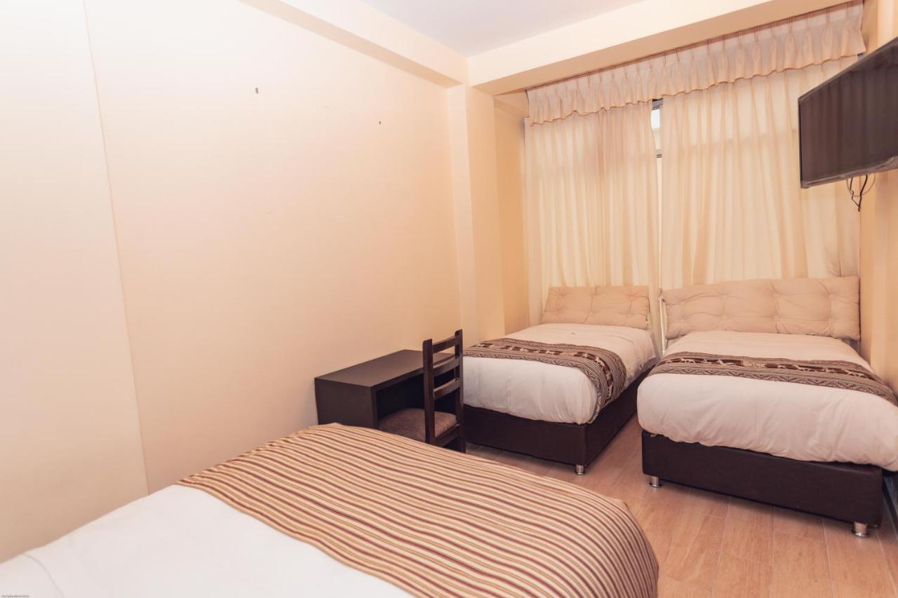 Quenas Hotel